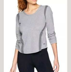 🔥🔥 NEW Under Armour Womens Medium Long Sleeve